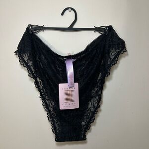 NWT Savage x Fenty  ROMANTIC CORDED LACE BRAZILIAN PANTY // Size 1X + 2X